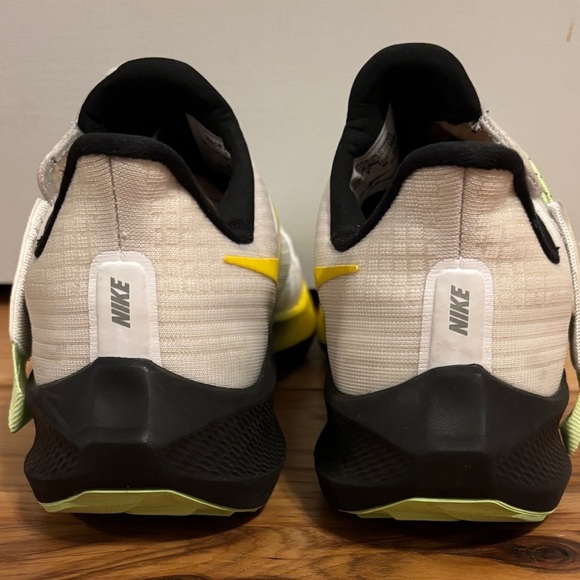 Women’s Nike Flyease Hannah size 8.5 - Picture 5 of 6